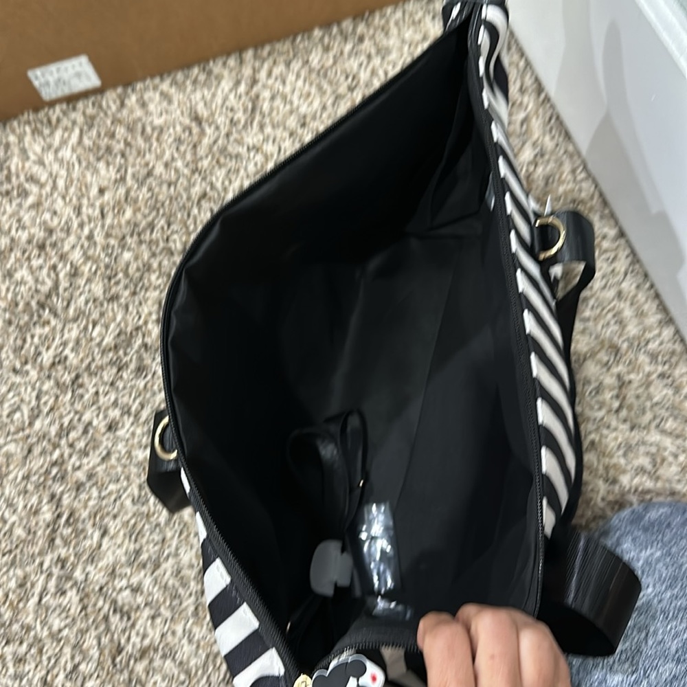 Alice and Olivia beach bag - Picture 5 of 6